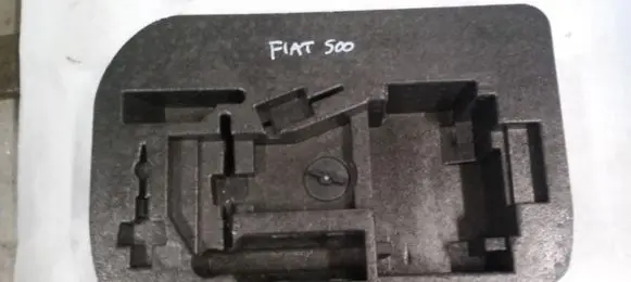 Fiat 500 Spare wheel section trim 