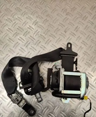 Volvo V60 Front seatbelt 616155700 012L0000 PT1765
