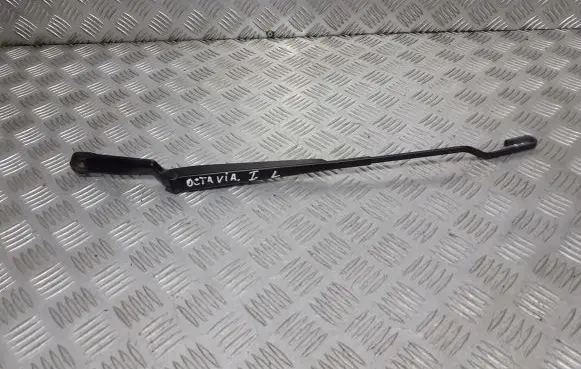 Skoda Octavia Mk1 (1U) Front wiper blade arm 1J1955409A