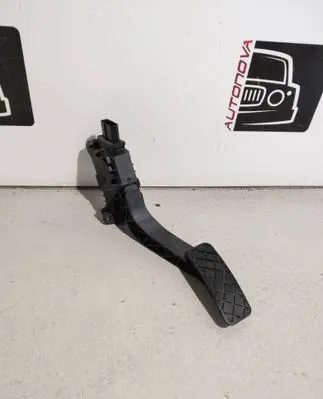 Skoda Octavia Mk3 (5E) Accelerator throttle pedal 5Q2723503D 6PV01062105