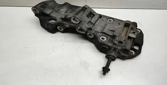 BMW 5 F10 F11 Generator/alternator bracket 8506863 11168506863 174786