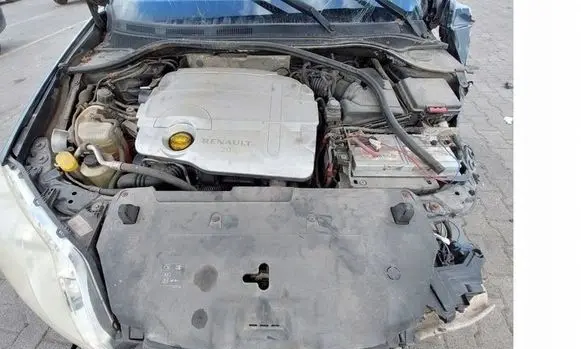 Renault Laguna III Engine swap M9R802