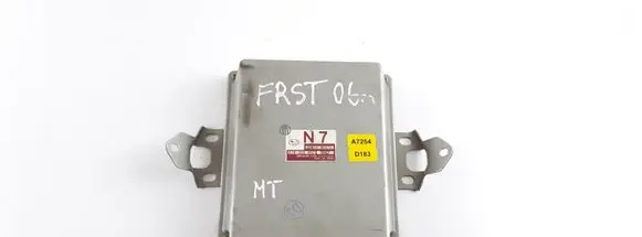 Subaru Forester SG Engine control unit/module 22611AK670 A18000R5T