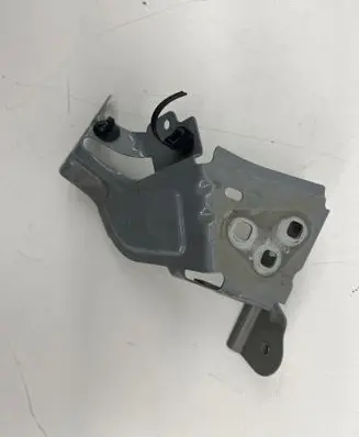 BMW 5 G60 G61 Fender mounting bracket 962119006 9621190 20343410