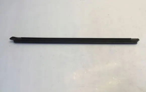 Honda Jazz IV GR Front door glass trim molding TIA1517H