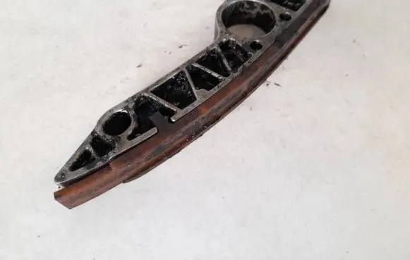 Audi A6 S6 C6 4F Slide rail for timing chain 059109469e