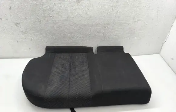 Volkswagen PASSAT B6 Second row seats