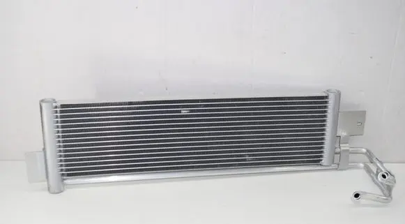 BMW M4 G82 G83 Transmission/gearbox oil cooler 8095284 17118095284