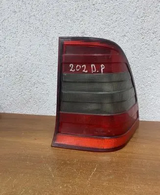 Mercedes-Benz C W202 Rear/tail lights 2026204064 E366