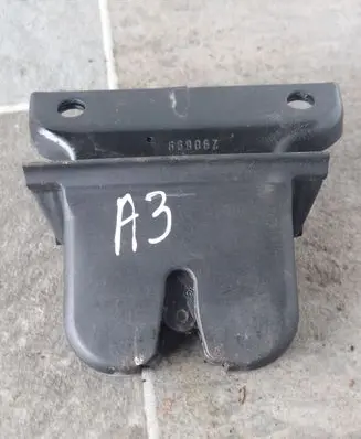 Audi A3 S3 8L Tailgate/trunk/boot lock/catch/latch 8L0827505E
