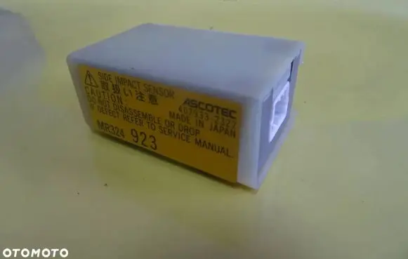 Mitsubishi Space Wagon Airbag deployment crash/impact sensor MR324923