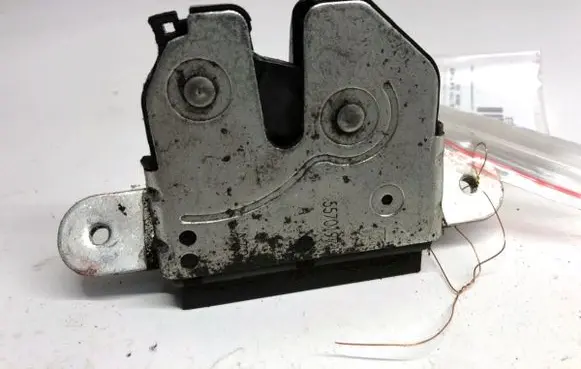 Fiat Bravo Tailgate exterior lock 55701971