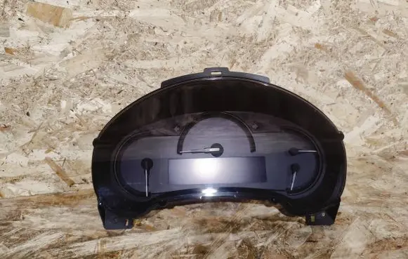 Cadillac XTS Speedometer (instrument cluster) 84054556