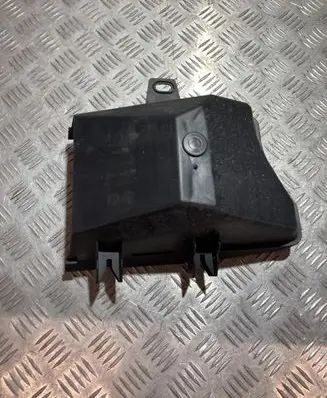 Citroen Berlingo Radiator trim 9843935680
