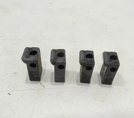 Volkswagen Polo Fuel Injector clamp holder 