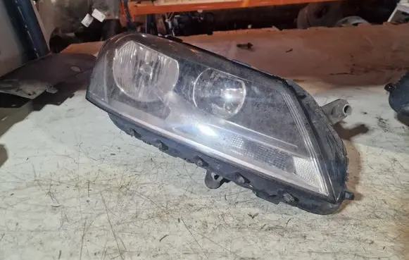 Volkswagen PASSAT B7 Headlight/headlamp 3AC941006