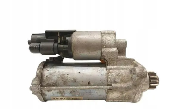 Volkswagen Golf VII Starter motor 