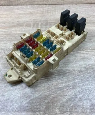 Subaru Impreza I Fuse module 921117