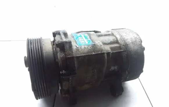 Volkswagen New Beetle Air conditioning (A/C) compressor (pump) 1J0820803K 4436510144
