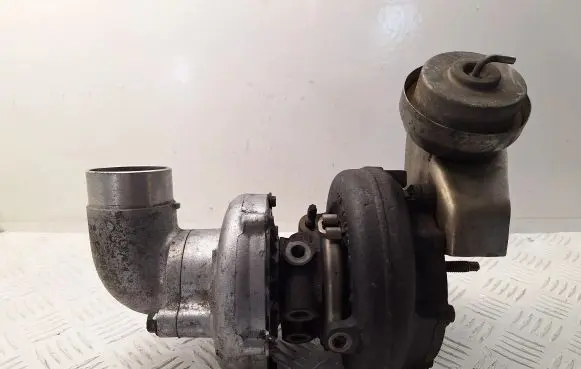 Toyota Corolla Verso AR10 Turbo 172010R020 05072702165 W05004549