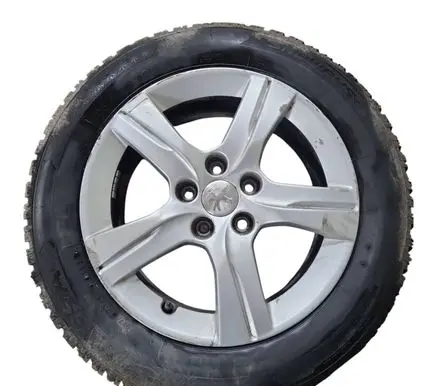R16 alloy rim