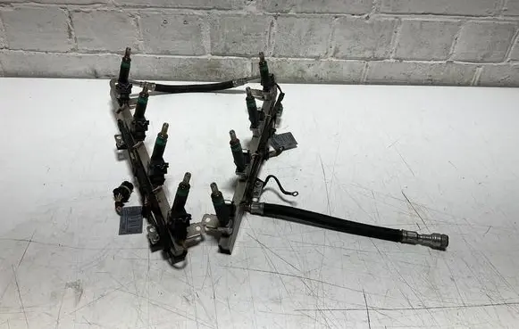 BMW 5 E60 E61 Fuel main line pipe 7549051 1C061611