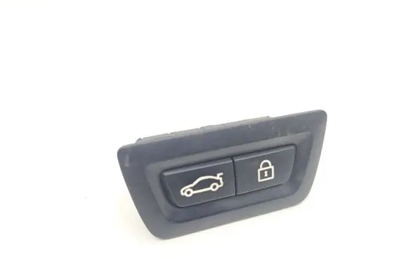 BMW 5 F10 F11 Tailgate/boot open switch button 9162645