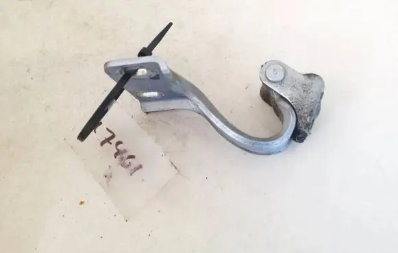 Mercedes-Benz B W245 Tailgate/trunk/boot hinge a1697400637