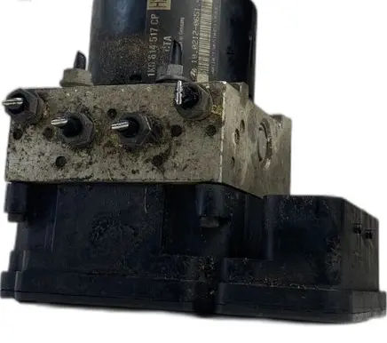 Volkswagen Golf VI Master brake cylinder 
