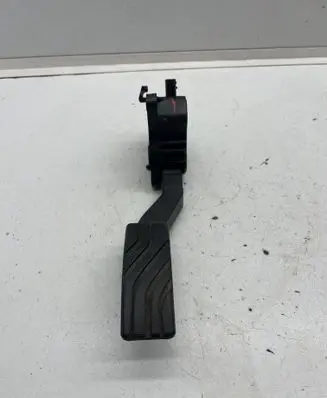 Dacia Spring Accelerator throttle pedal 180102512R 28820B1 00516