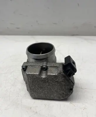 Audi A6 S6 C6 4F Throttle valve