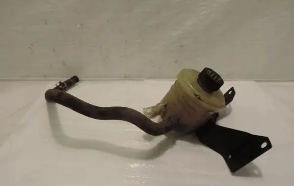 Ford Ranger Power steering fluid tank/reservoir