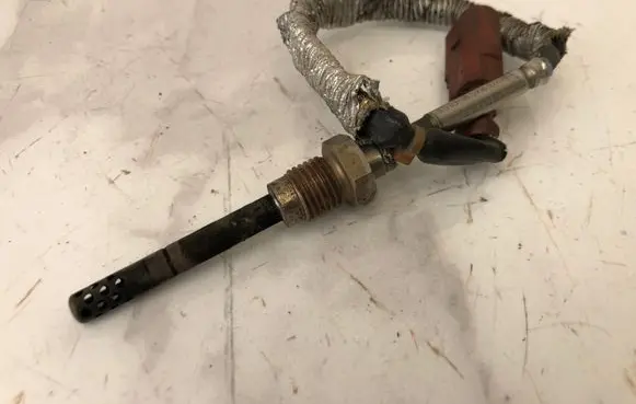Audi A4 S4 B8 8K Exhaust gas temperature sensor 059906088M