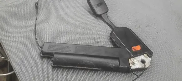 Ford Mondeo MK I Front seatbelt