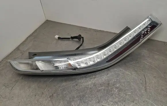 Nissan Leaf I (ZE0) Rear/tail lights 265503NF0A