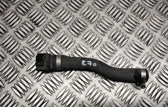 BMW X5 E70 Engine coolant pipe/hose