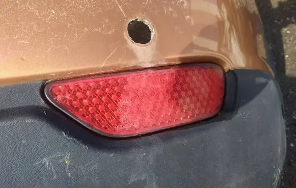 Chevrolet Captiva Rear tail light reflector 