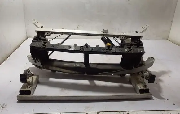 Volvo S90, V90 Radiator support slam panel 