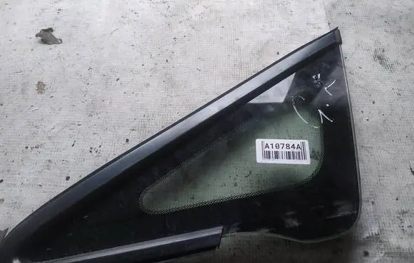 Honda Civic Front triangle window/glass as2