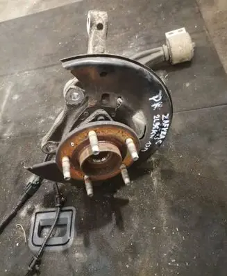 Opel Zafira C Front wheel hub spindle knuckle 13248