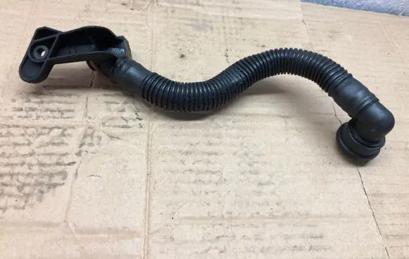 Audi A3 S3 8V Breather/breather pipe/hose 06K103213B