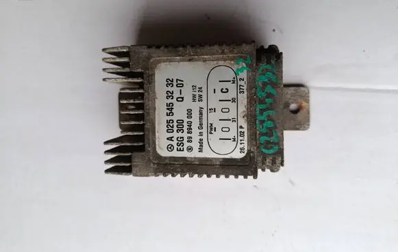 Mercedes-Benz A W168 Coolant fan relay A0255453232 ESG300 898940000