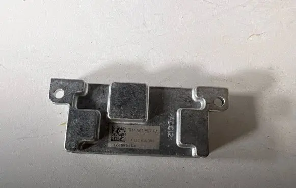Porsche Macan (95B) Headlight ballast module Xenon 7PP941597BA
