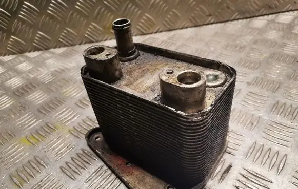 Mercedes-Benz E W210 Gearbox / Transmission oil cooler 6131880101