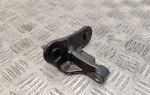 Mercedes-Benz GLE (W166 - C292) Rear door upper hinge A1667300137