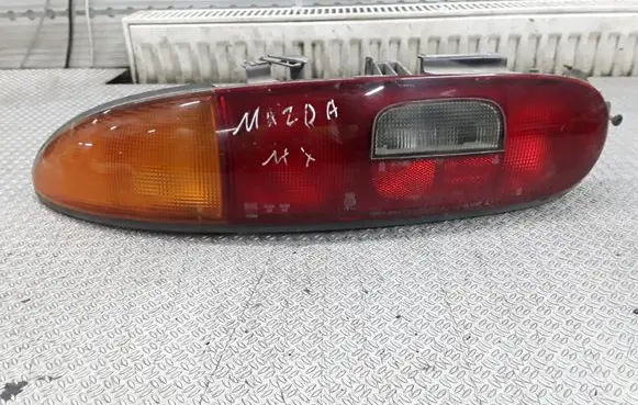 Mazda MX-3 Rear/tail lights