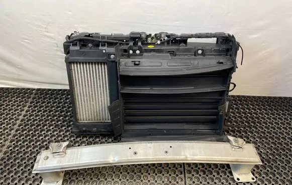 Peugeot 208 II Radiator support slam panel 