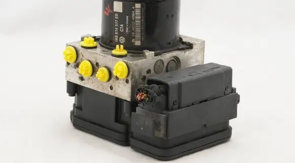 Volkswagen Golf VI ABS Pump 1K0614517ED 1K0907379BM