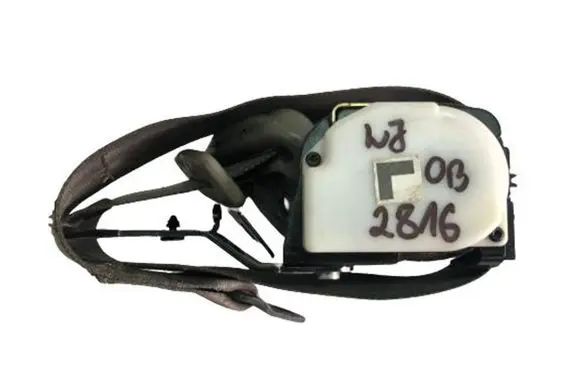 Jeep Grand Cherokee (WJ) Front seatbelt