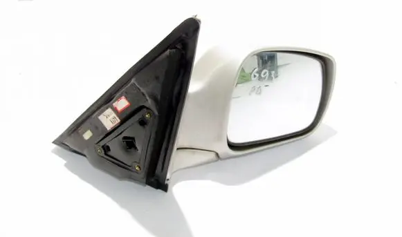 Hyundai Terracan Front door electric wing mirror